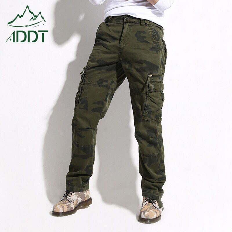 jeans with many pockets