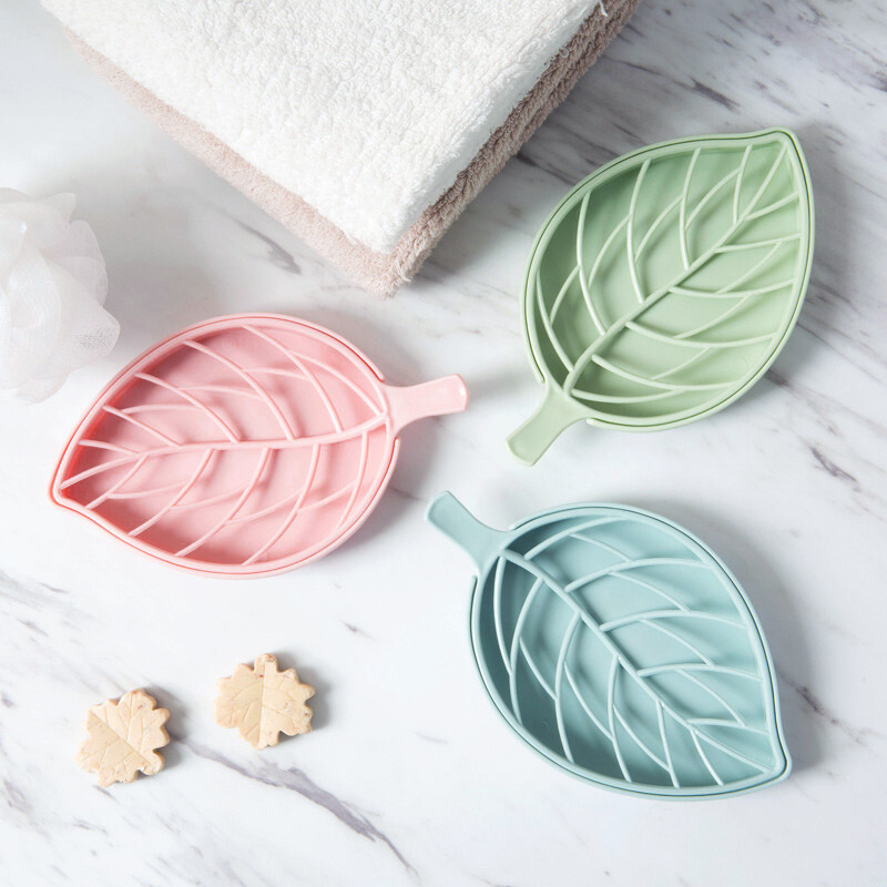 【lightingeverthing】Leaf Shape Soap Holder Non Slip Soap Box Toilet Shower Tray Draining Rack Bathroom Gadgets Soap Dish Soap Tray Holder