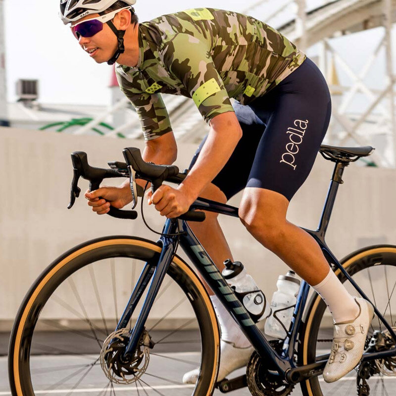 race fit cycling jersey