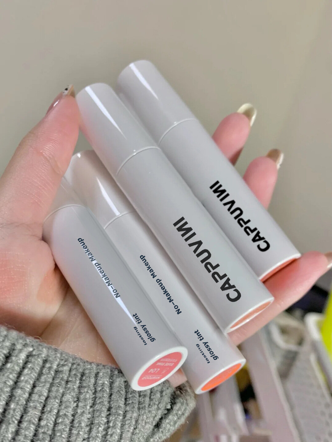 Cappuvini 3D Plumping Lipbalm Moisture Vitalize Glasting Water Gloss Soft Touch Glossy