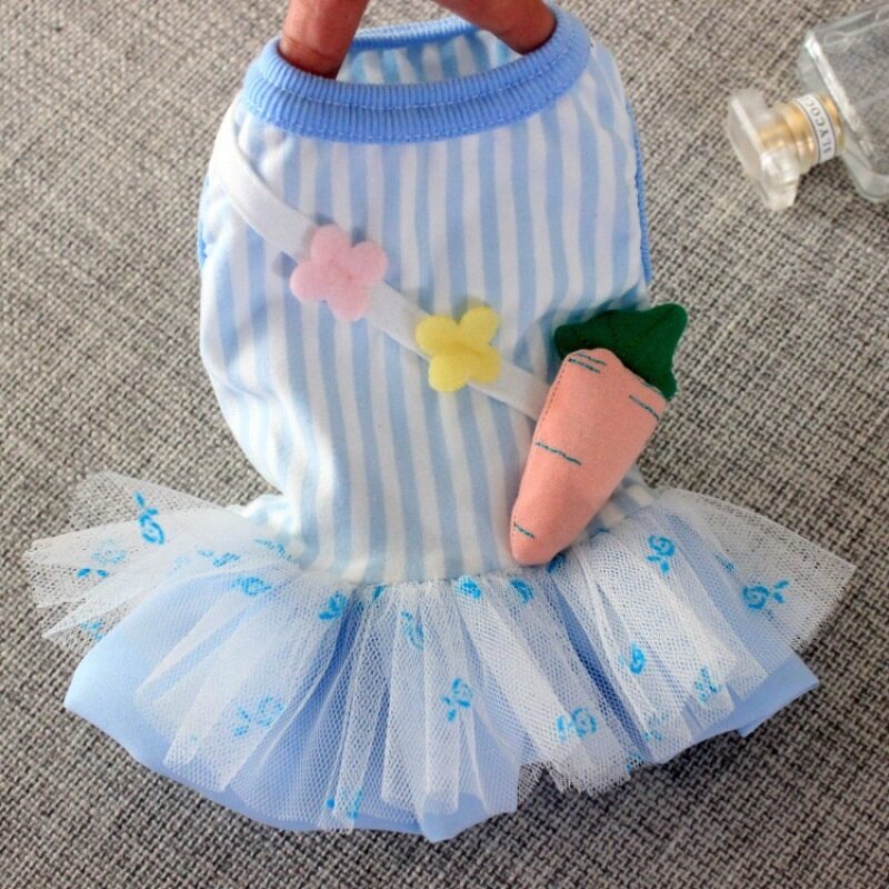 DY Loving Quần Áo Chó Dễ Thương Cotton Mùa Hè Thoáng Khí 3D Cà Rốt Hoa Cỏ Váy Chihuahua Quần Áo Mèo