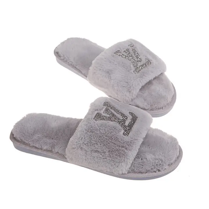 branded slippers for girls