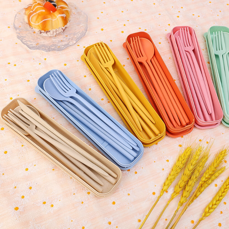 4pcs/set Cutlery Wheat Straw with Box Students Tableware Travel Portable Dinnerware Spoon Fork Chopsticks Kitchen Meal Box
