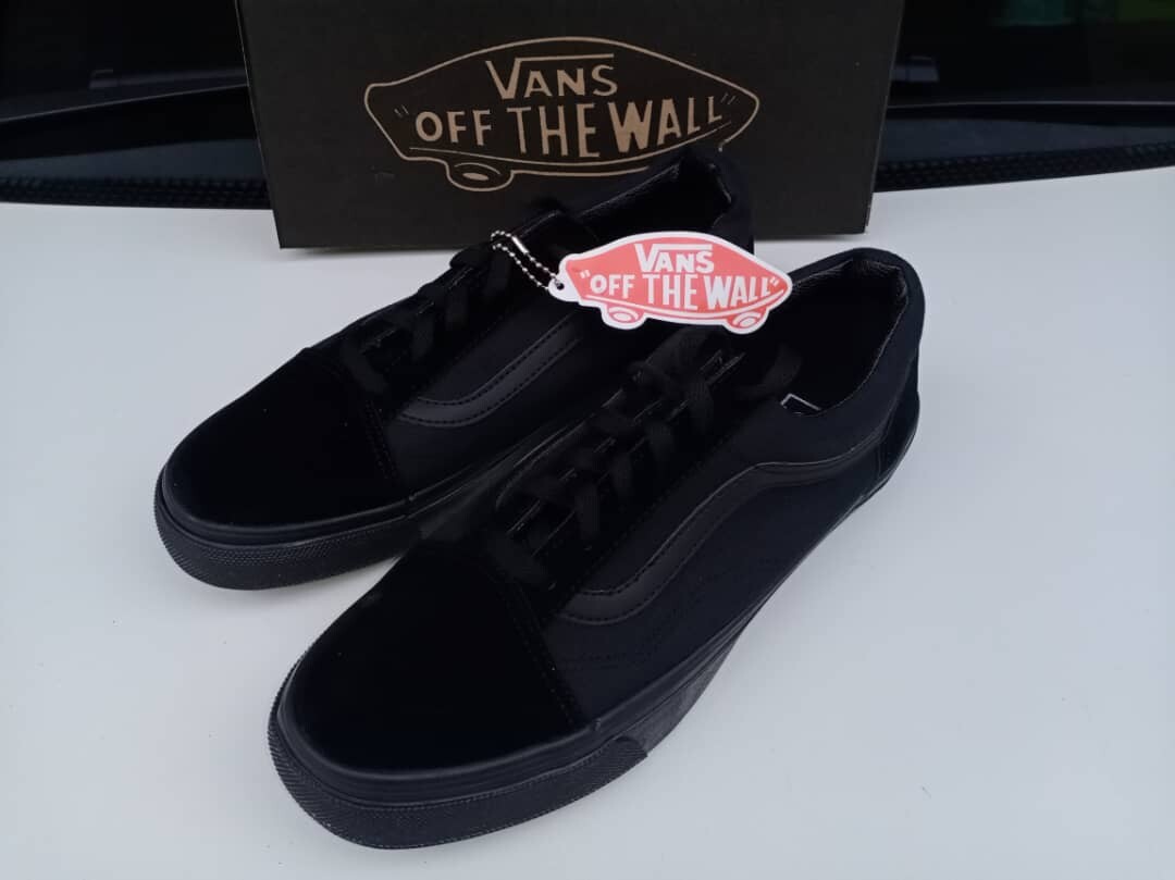 kasut vans all black