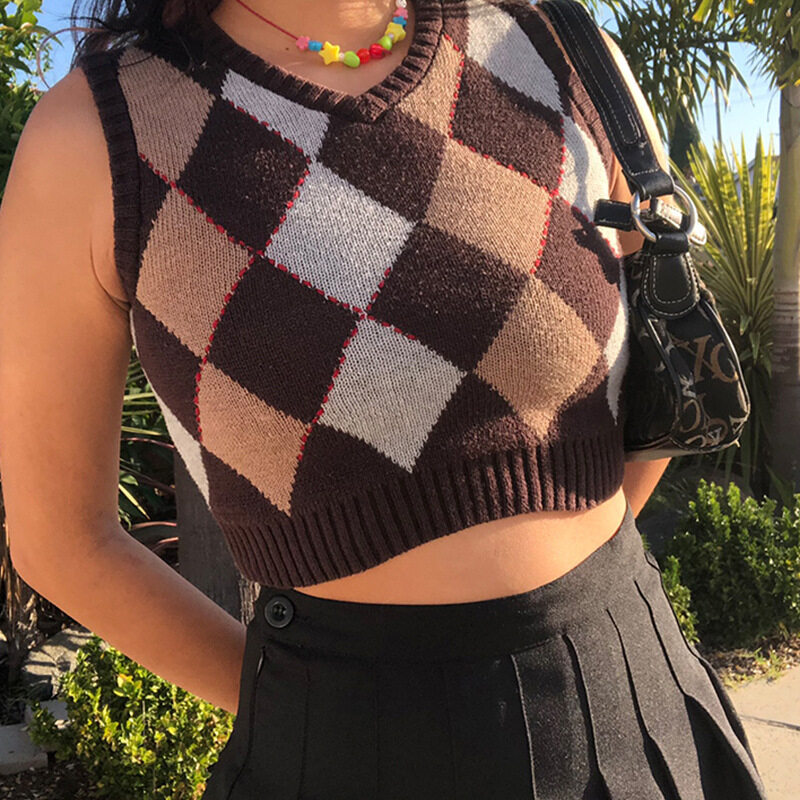 knitted vest crop top