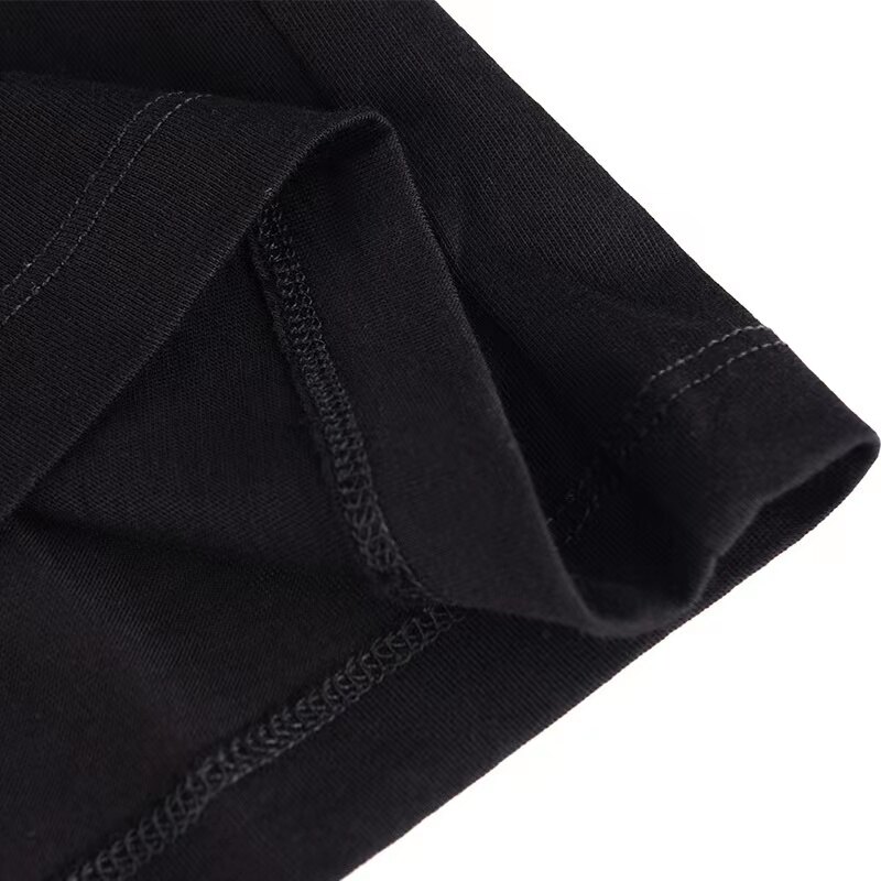 Áo phông in hình bông phi giới tính mới Armani