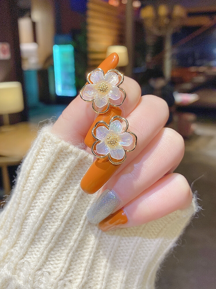 Korean High-end Flower Earrings
