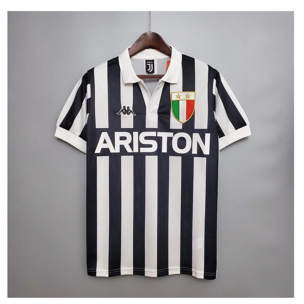 classic football shirts juventus