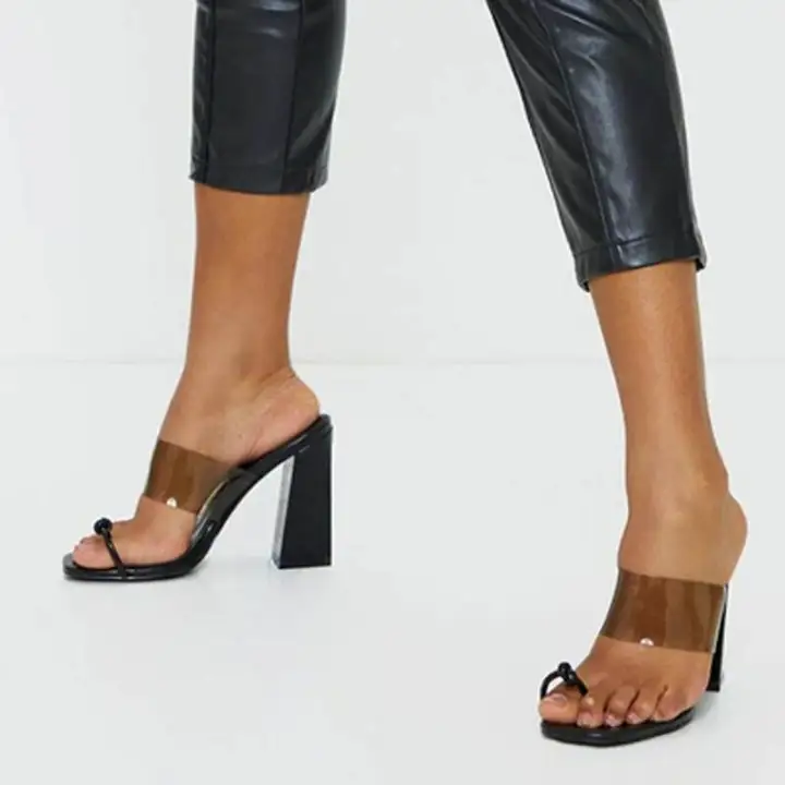 size 35 shoes in inches