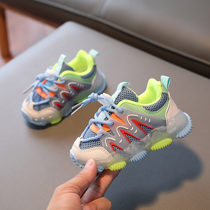 [Ready Stock] Children's LED Light Shoes Sports Shoes 2021 Spring and Summer New Mesh Breathable Multi-color Splicing Casual Shoes Boys and Girls Sports Shoes Tide