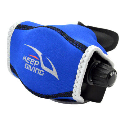 SCUBAฝาครอบเครื่องควบคุมการดำน้ำสกูบา,ที่ครอบเครื่องควบคุมที่สองทำจากยางนีโอพรีนสำหรับการดำน้ำตื้น
