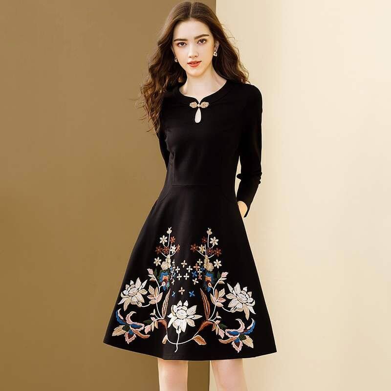 Premium Large Embroidered Black Dress Slim Fit Dress Women's 2023 Autumn New Retro A Edition Dress Important Occasion Black Small Dress Dress