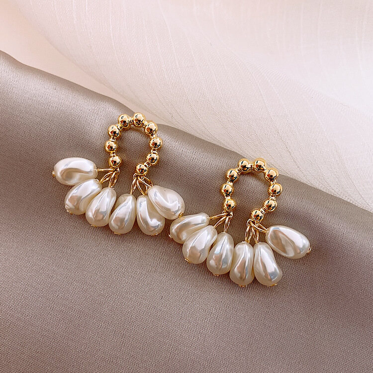 Frascati new style Baroque Pearl Drop Earrings Korean women jewelry exaggerated sexy party evening dress Simple ladies Earrings
