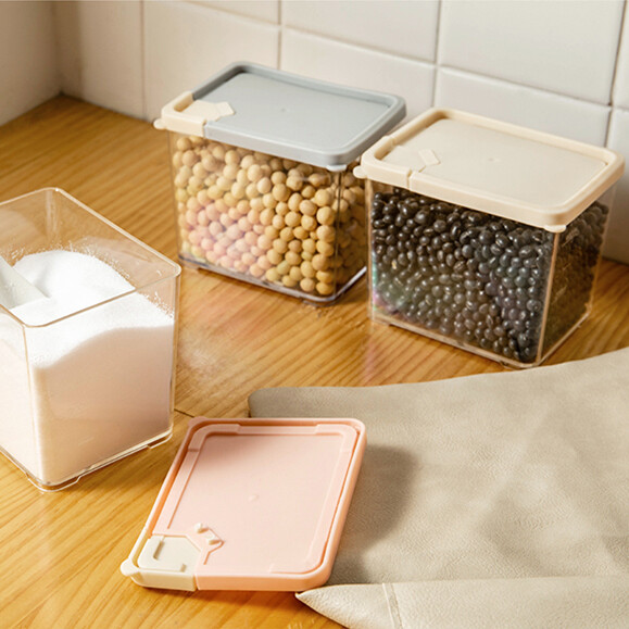 Kitchen Airtight Box Food Storage Container Stackable Bottles Kitchen Food Sealed Jar Containers Grain Nuts Beans Storage Box With Lid Buckle Design Sealed Moistureproof and Dustproof Household Plastic Box