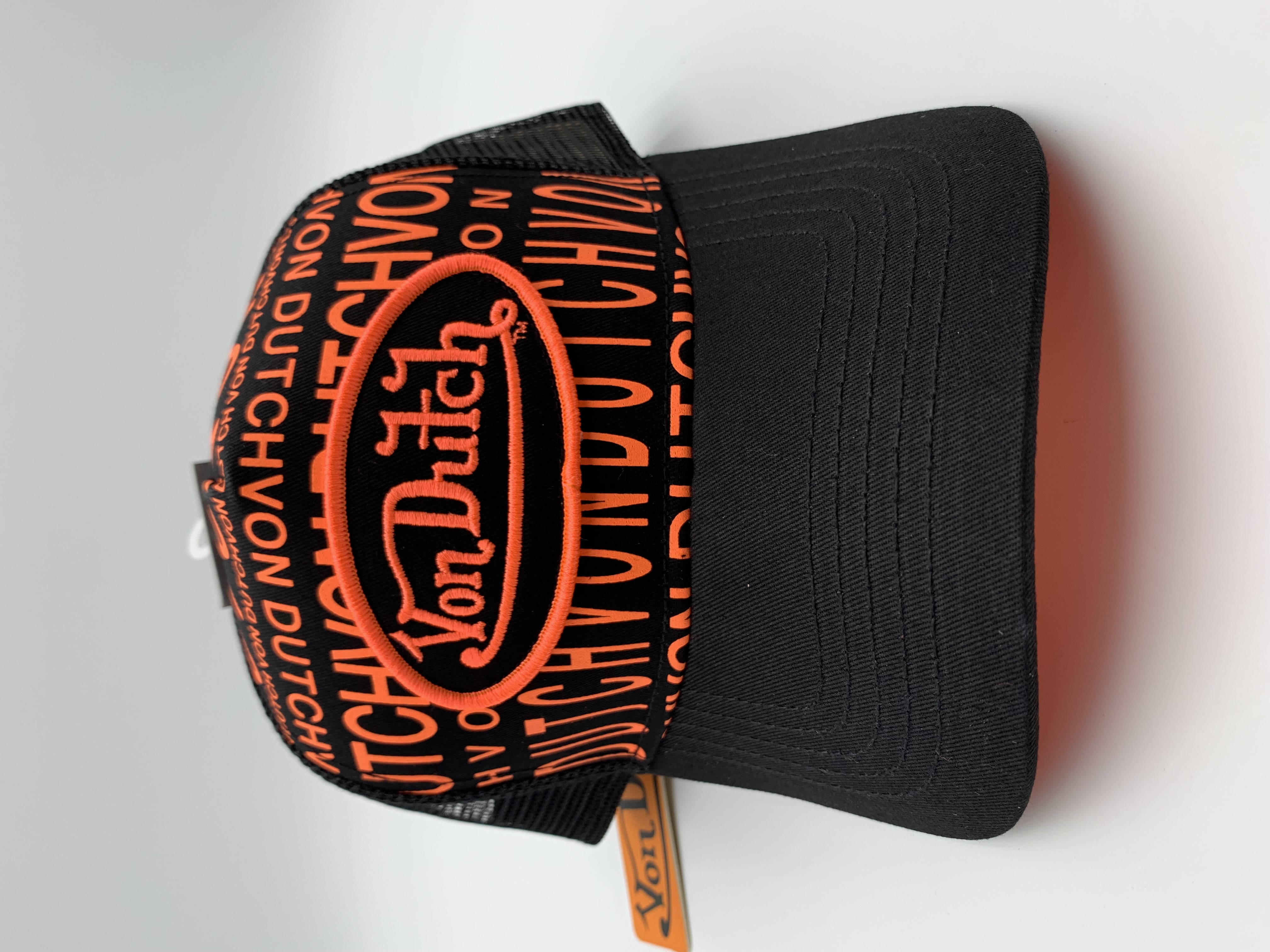 Broken Logo Black Trucker Hats 