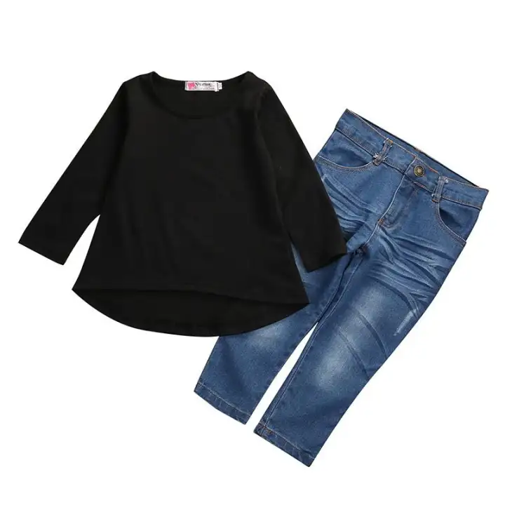 loose black shirt outfit