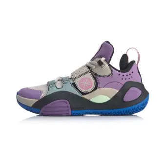 youth sports shoes