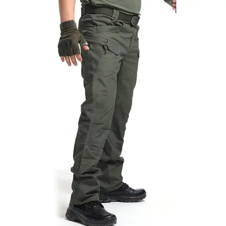 cargo pants many pockets