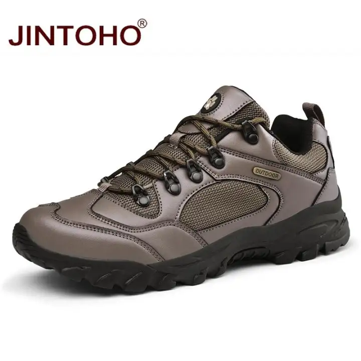 leather trekking shoes