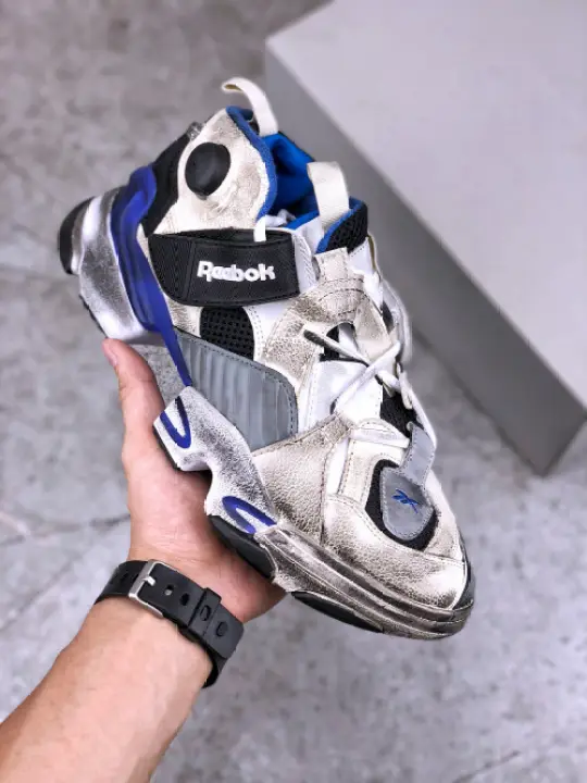 vetements x reebok genetically modified pump