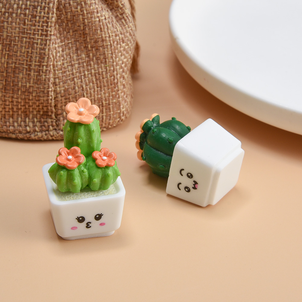 Simulation Cactus Fleshy Resin Mini Decorative Ornaments Office Desktop Computer Decoration Home Decoration