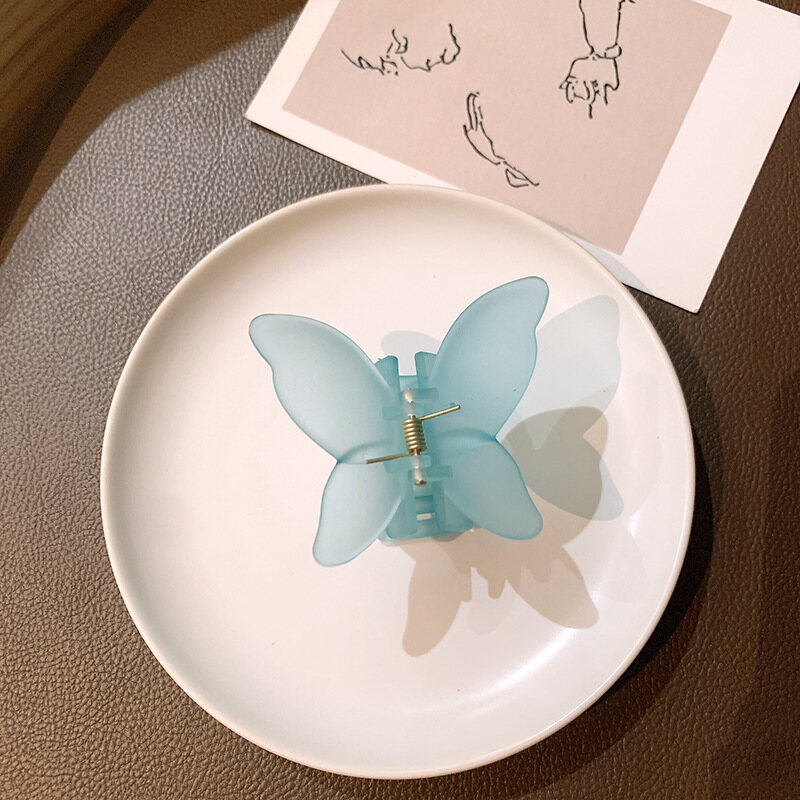 Matte Frosted Big Size Butterfly Women Hair Claws Jelly Color Sweet Hair Clips for Girls Simple Elegant Korean Style Hair Accessories