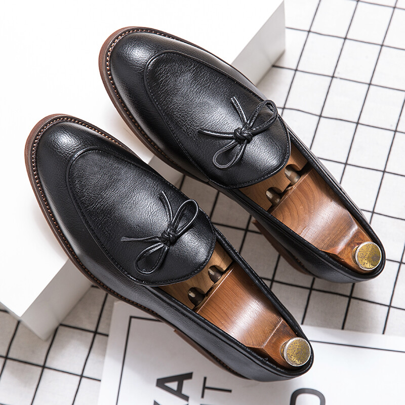 Luxury Brand New Designer Shoes Men High Quality Casual Shoes Vintage Tassel Formal Dress Shoes Wedding Loafers Flats YCLIHAO