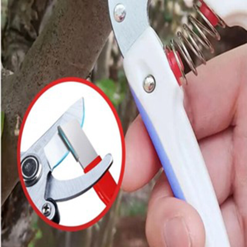 2Pcs Pocket Sharpener Portable Sharpening Stone Kitchen Tool Professional Handheld Fast Grindstone Knife Outdoor Tools Trekking Barbecue
