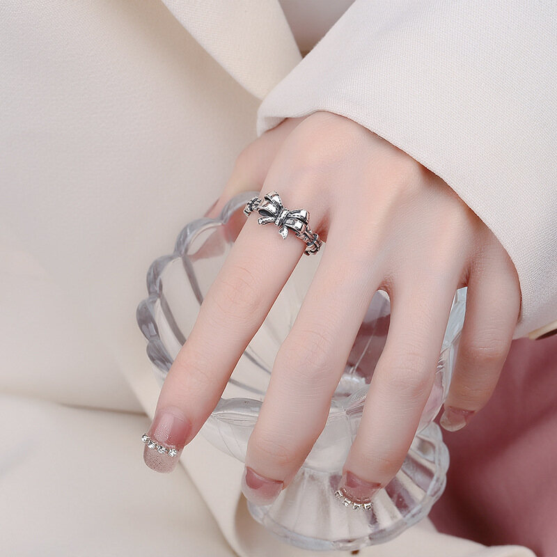 Sterling Silver Vintage Old Style Bow Shape Simple Finger Ring