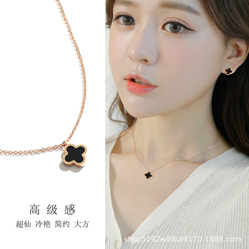 WGK 18k rose gold four-leaf clover necklace titanium steel clavicle necklace for women clover pendant