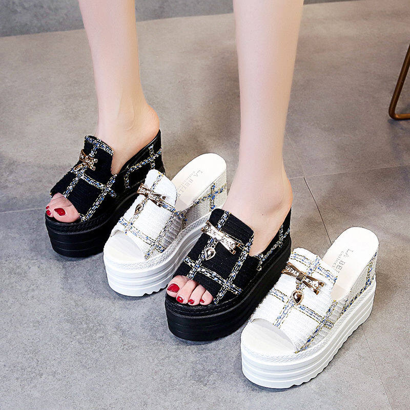 Sandal for Ladies Korean with Wedge Platform Sandals Wedge Sandals Korean Wedge Fashion Wedge Sandals for Women New High Heeled Thick Bottom Slippers Wedge Heels for Women Chunky Sandals for Women 032817