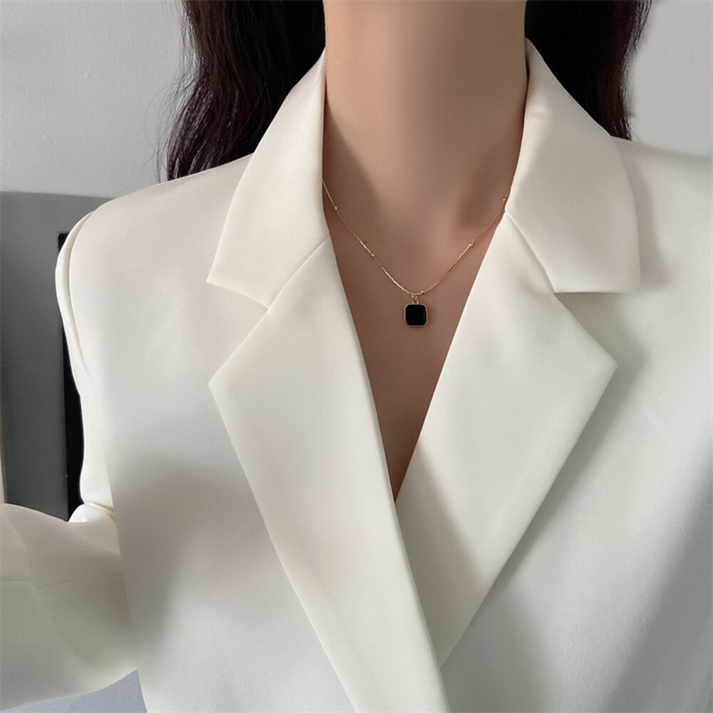 sanhe Black Cube Pendant Clavicle Necklace