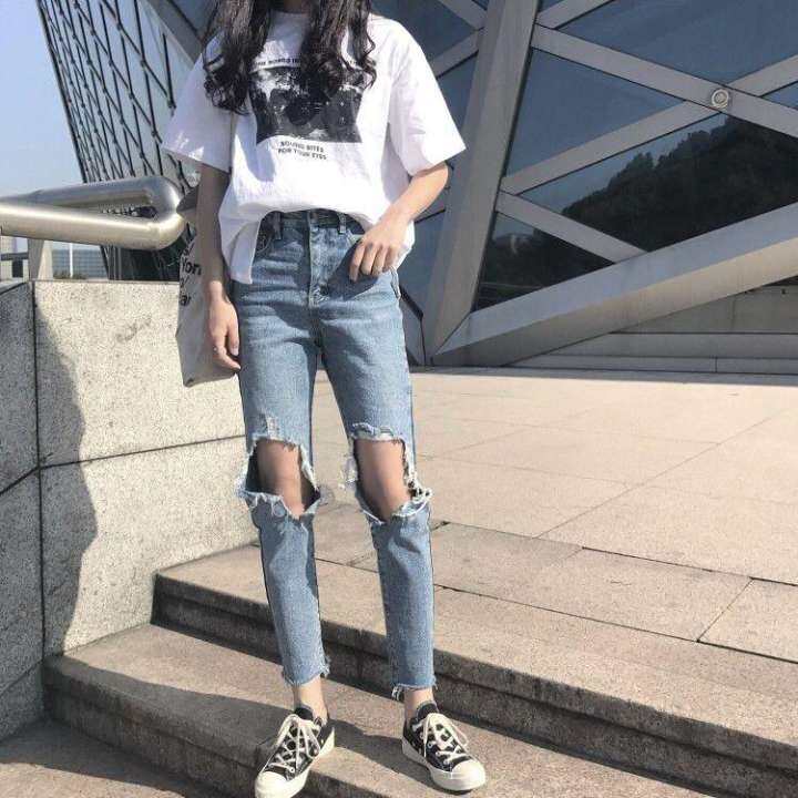 loose casual ripped jeans
