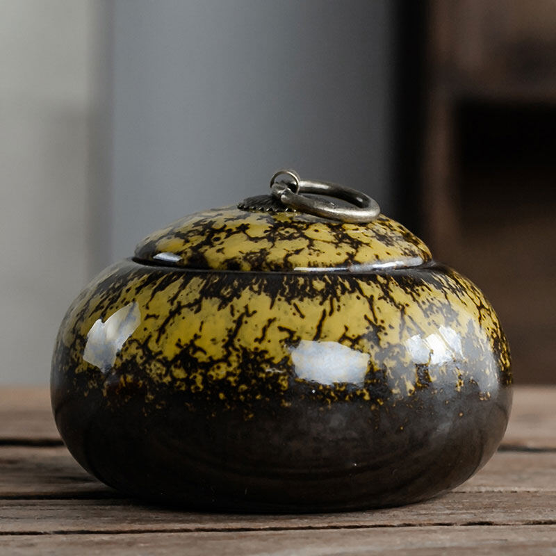 Kiln change ceramic tea cans size sealed cans household Pu'er tea storage cans Chinese tea box storage tea cans