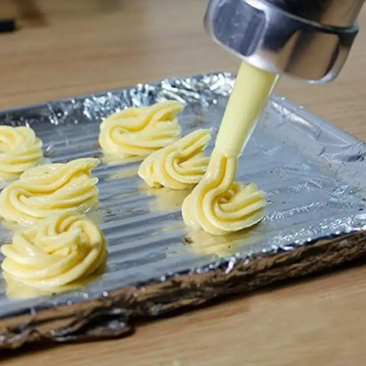 clay cookie press