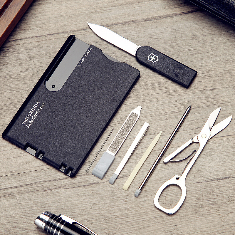 Victorinox 82 mm Swiss Card Classic Multi-Tool Swiss Army Multi