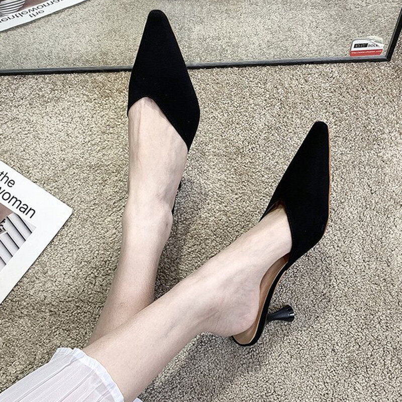 pointed heeled sandals