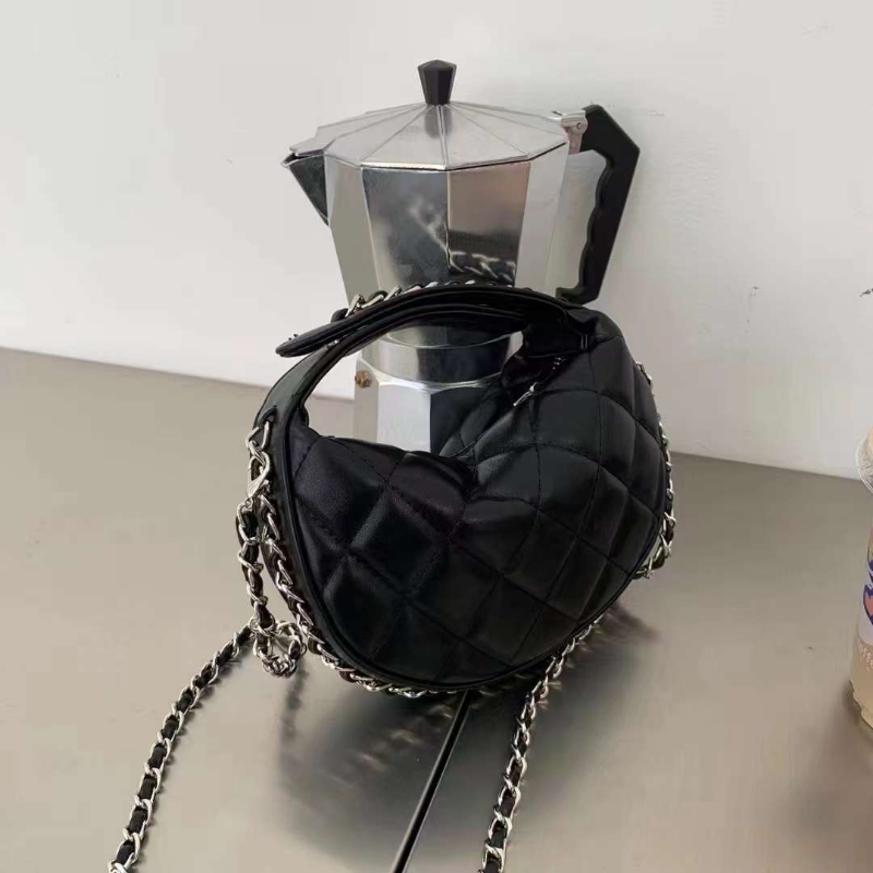 IELGY chain bag women's niche silver fold oval high-quality texture drawstring design