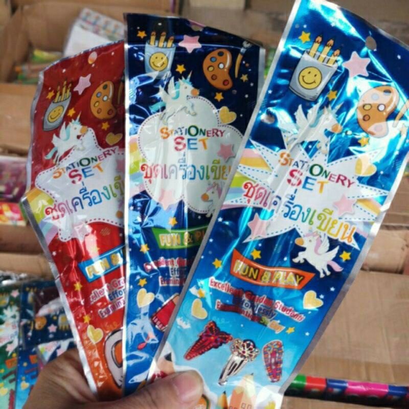 Bịch 30 gói kẹo kèm bút