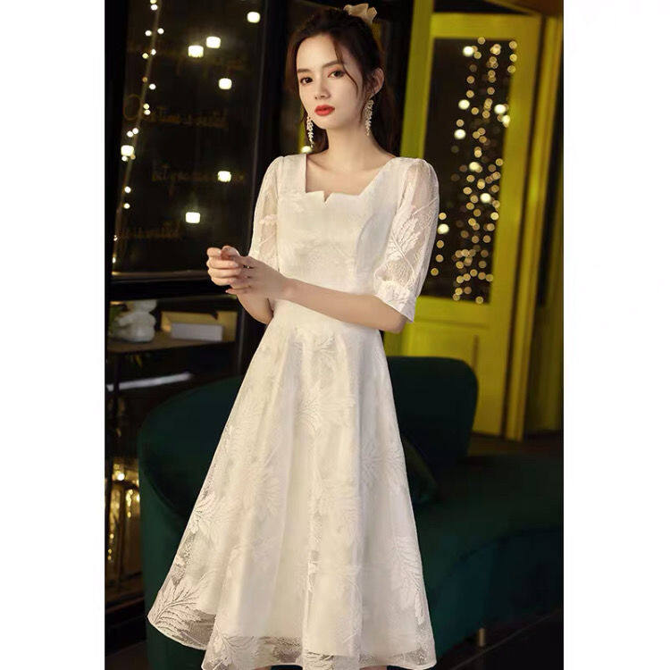 Women's Evening Dress 2023 New Elegant Temperament Banquet Party Birthday Party Small Dress Embroidered Flower Lace Stitched Short-sleeved Square Collar Medium and Long Princess Skirt