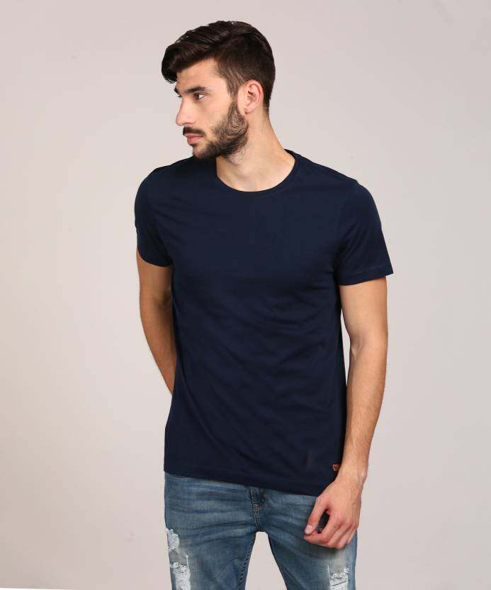 jeans with navy blue t shirt