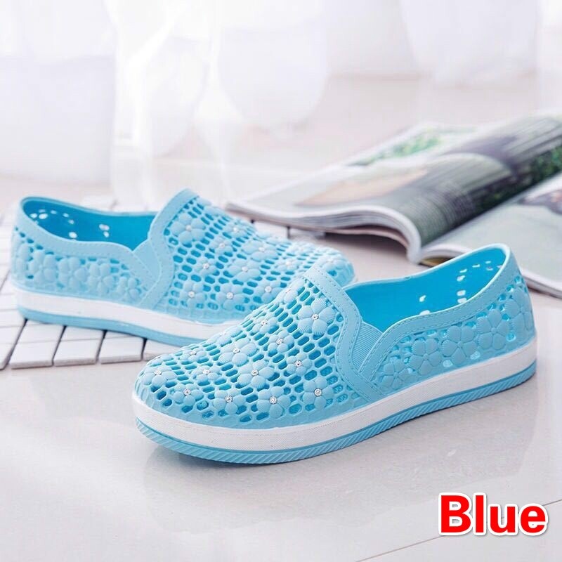 Summer Lady Flat Sandals Lightweight Breathable Beach Shoes Slip-on Casual Shoes