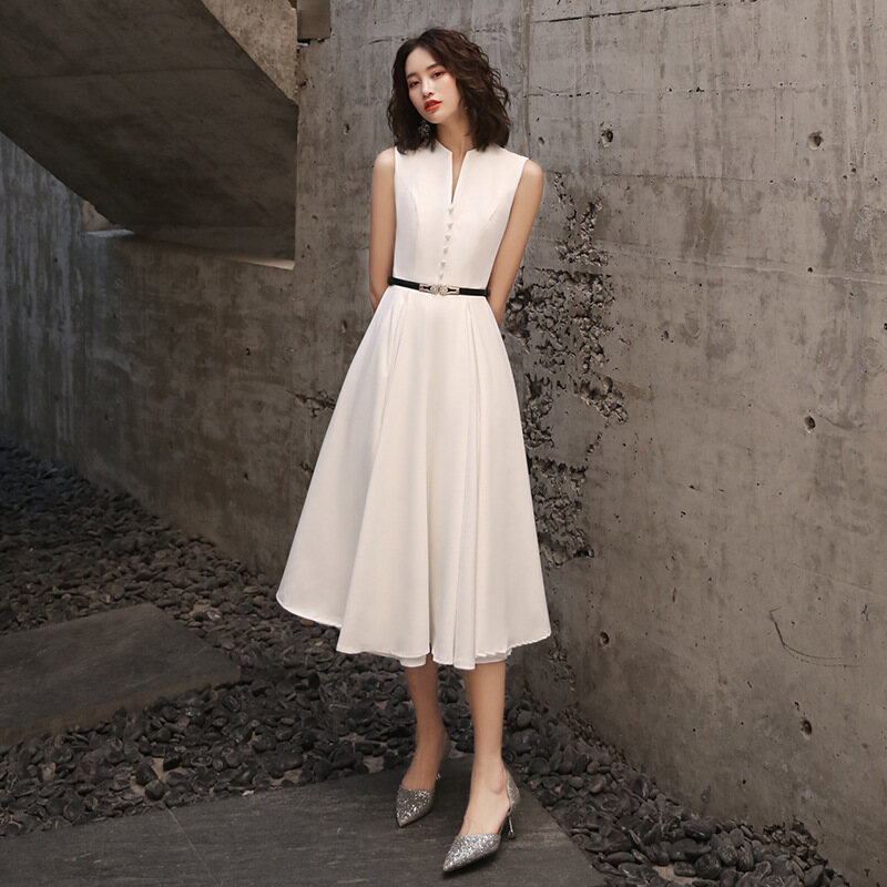 Airuchu Small Evening Dresses Can Usually Wear White Celebrity Simple and Generous Medium-length Dresses Banquet Dresses