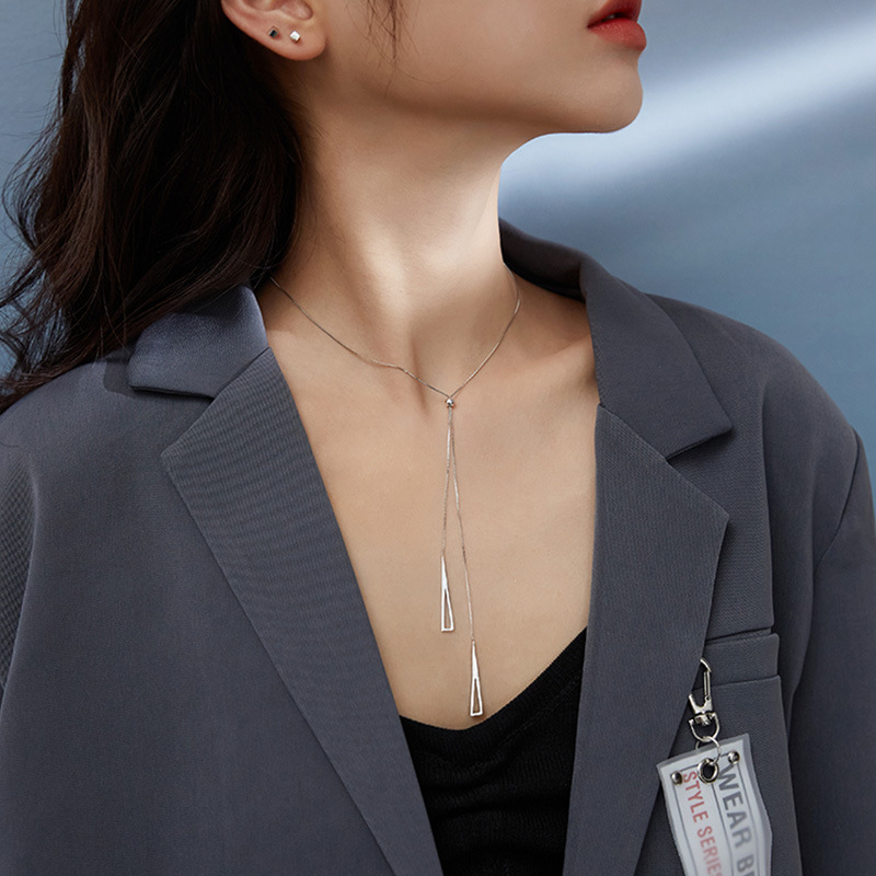 Mặt Dây Chuyền Hình Học Vòng Cổ Cho Nữ Màu Bạc Đơn Giản Chuỗi Cổ Xương Đòn Loại Kéo Hình Tam Giác Vòng Cổ Trang Sức Thời Trang