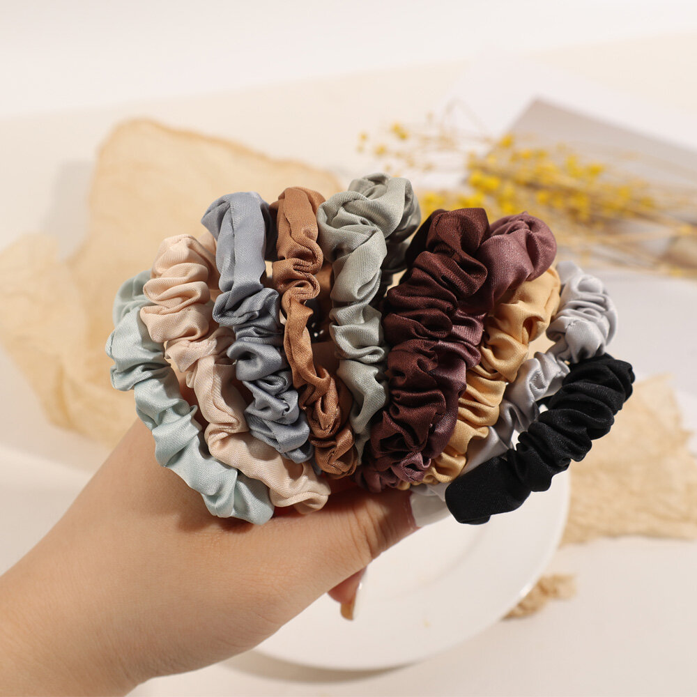 1pcs Silk Satin Hair Ring Wild Rubber Band High Elastic Ponytail Large Intestine Hair Rope Hair Accessories women（random Color）