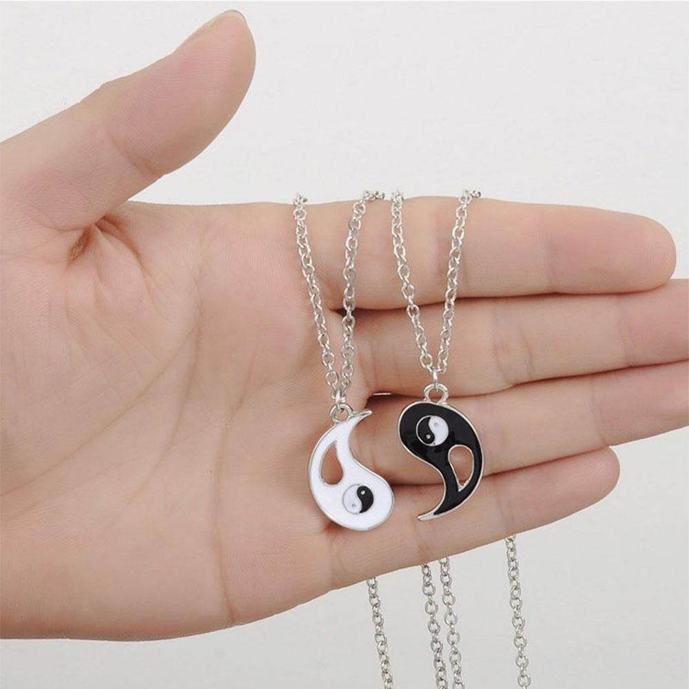 2 pcs/set Best Friends Couple Necklaces Yin Yang Tai Chi Charm Pendant Necklace Jewelry for Lovers Sisters Valentine's Gift