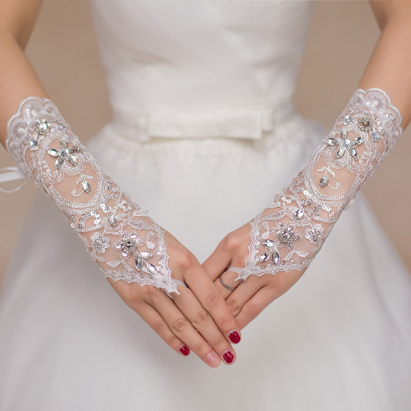T-B Bridal Wedding Gloves Off-white Short Lace Beaded Lace Bridal Gloves