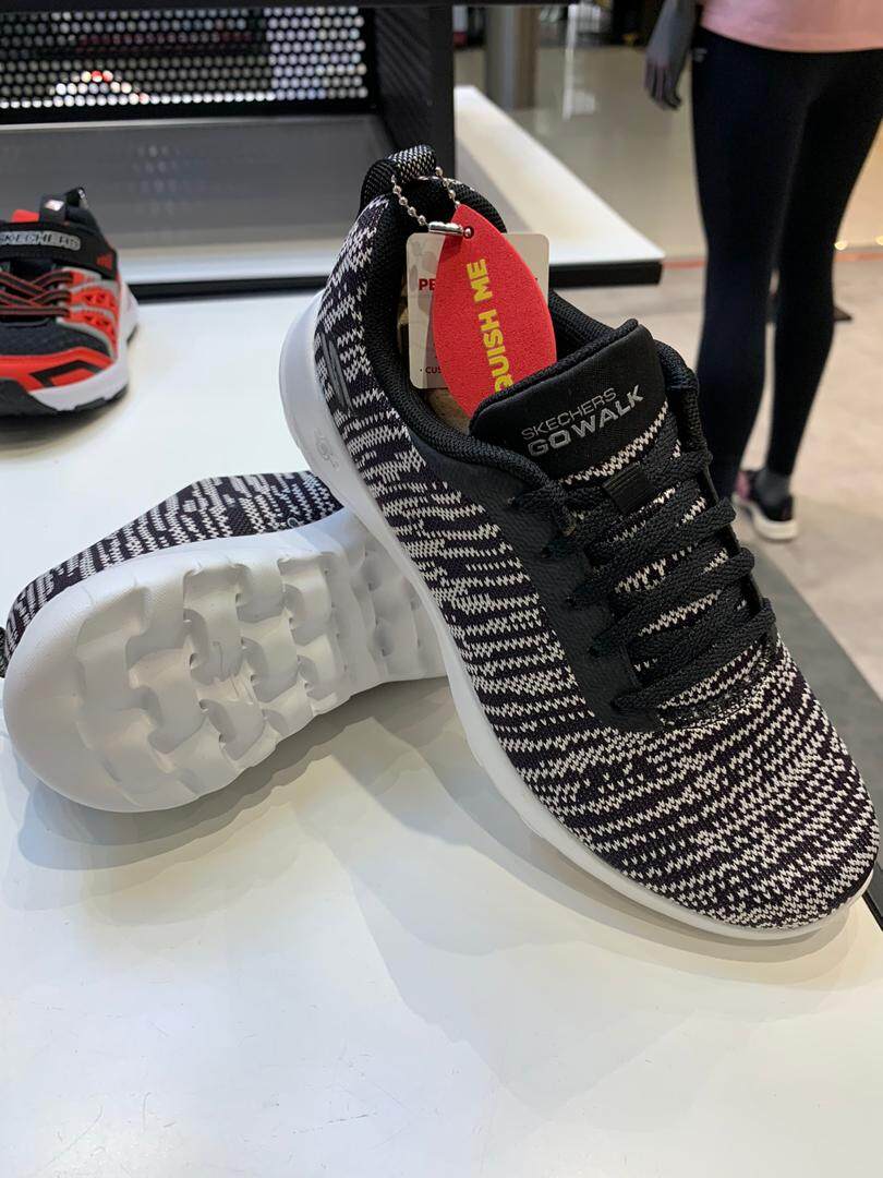 skechers 15603