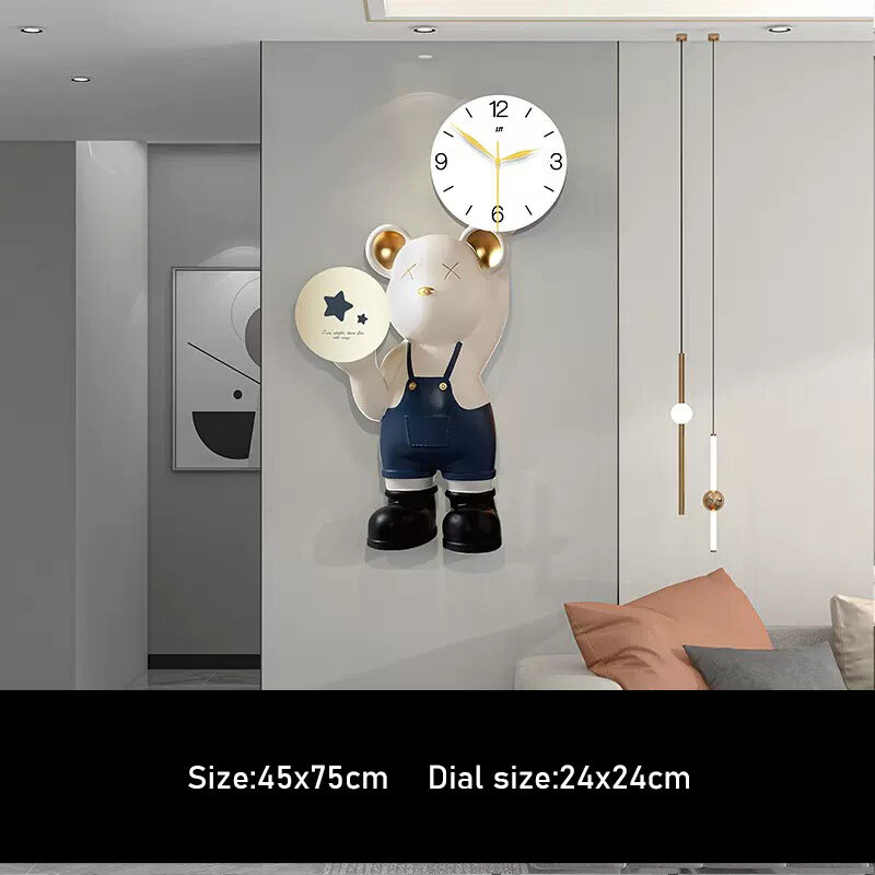 The clock living room is modern, light and luxurious, the clock hanging on the wall, the home dining room is decorated, personalized, fashionable, and the clock is simple
