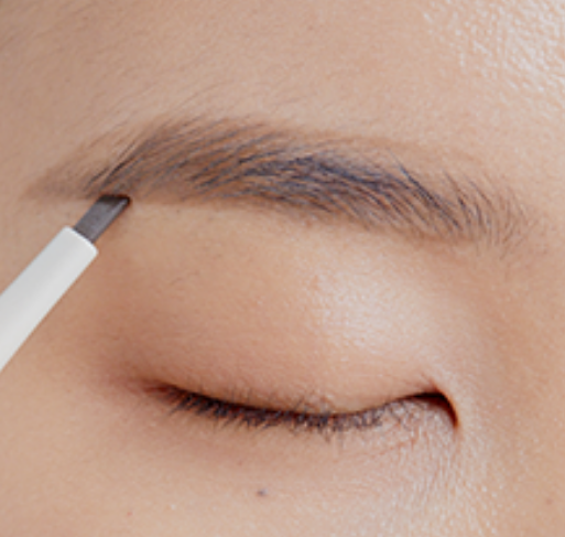 Nhãn Innisfree đơn giản kéo dài bút chì 0.15g (2023 quảng cáo)